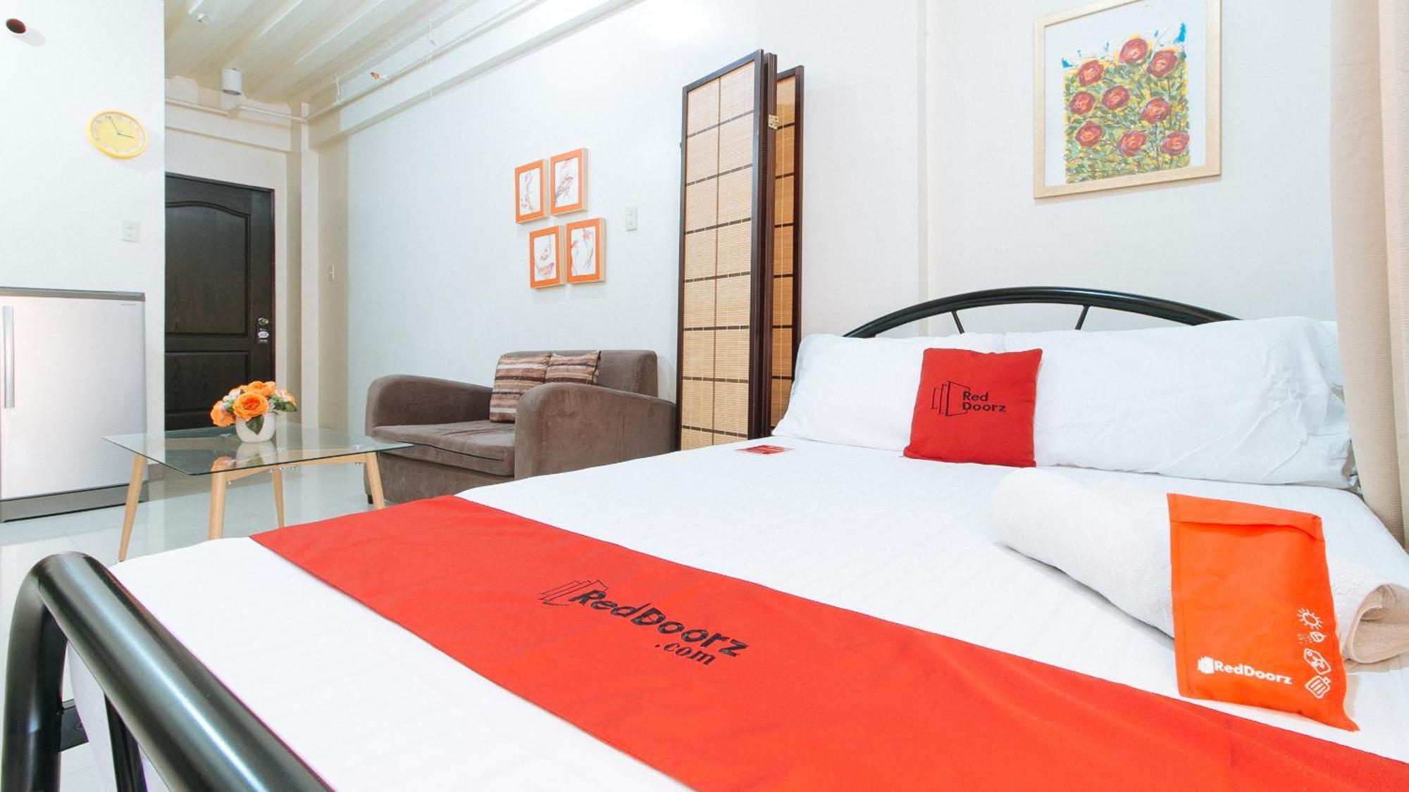 Reddoorz At Kassel Residences Paranaque Paranaque City Экстерьер фото
