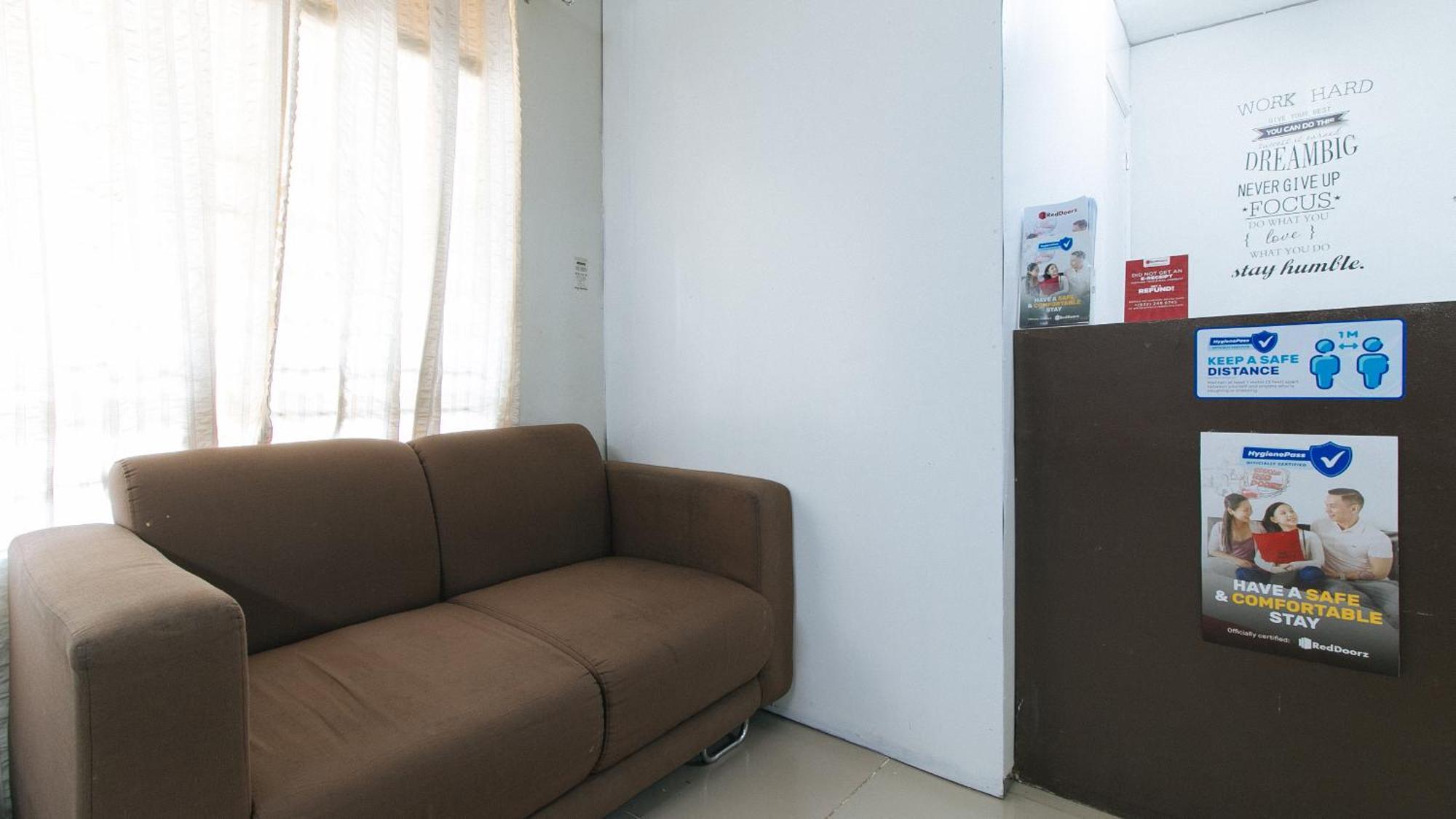Reddoorz At Kassel Residences Paranaque Paranaque City Экстерьер фото